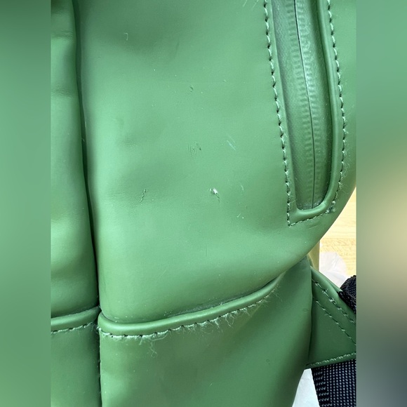 Hunter Olive Green Flap Backpack - Picture 14 of 14